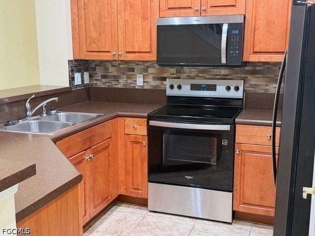 8585 Athena Ct - Photo 5 of 50