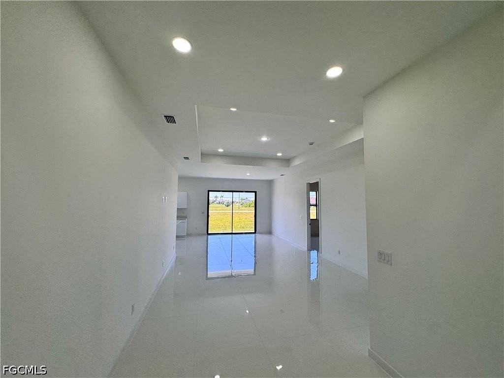 4002 Nw 38th St - Photo 7 of 23