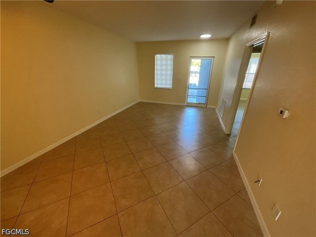 8342 Bernwood Cove Loop #809 - Photo 5 of 25