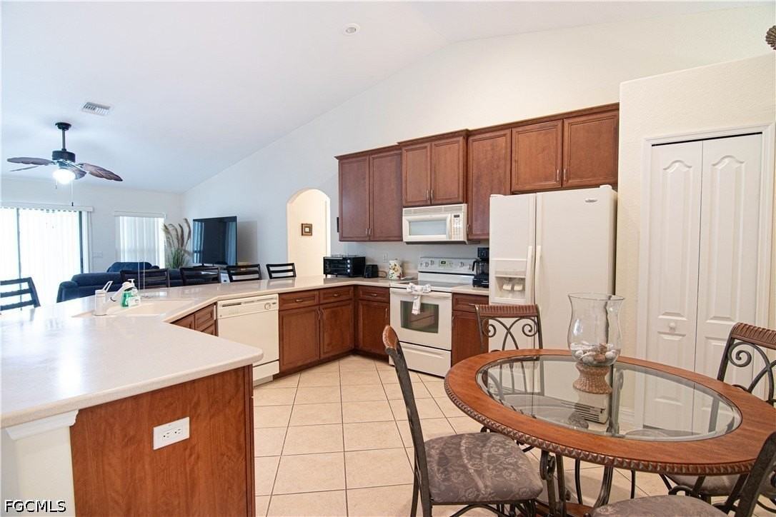 5023 Agualinda Blvd - Photo 7 of 33