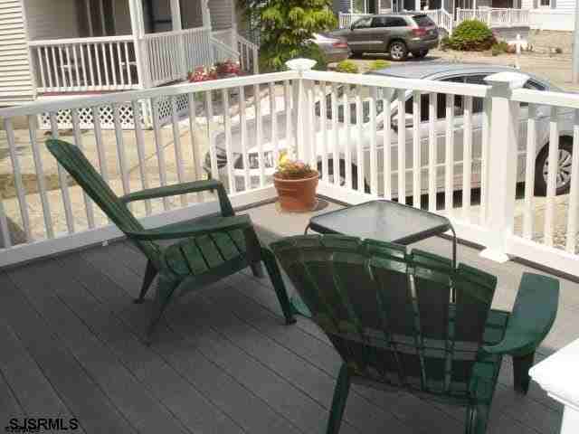 426 Canterbury Ct - Photo 2 of 15