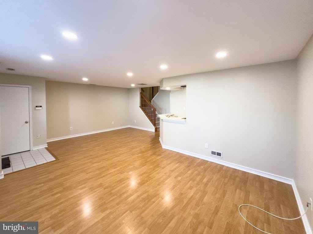 806 Wharton Rd - Photo 5 of 27