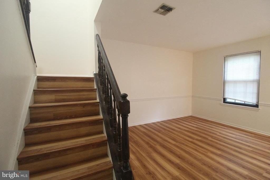 19 Francis Ct - Photo 7 of 16