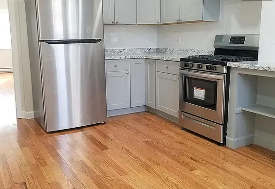 156 Lexington St #3 - Photo 4 of 9