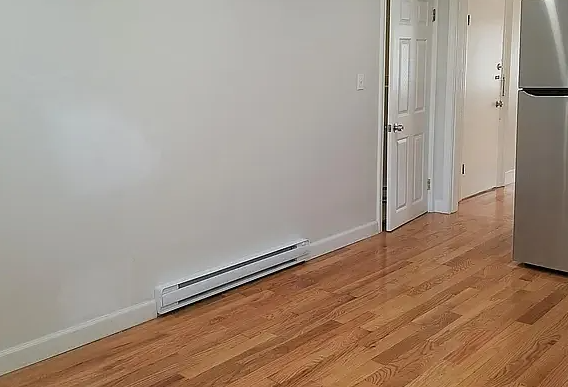 156 Lexington St #3 - Photo 5 of 9