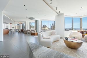 featured image of 210 W Rittenhouse Sq