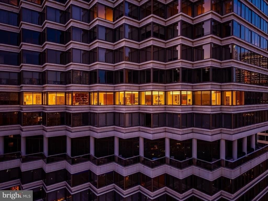 210 W Rittenhouse Sq #2106-2107 - Photo 4 of 50