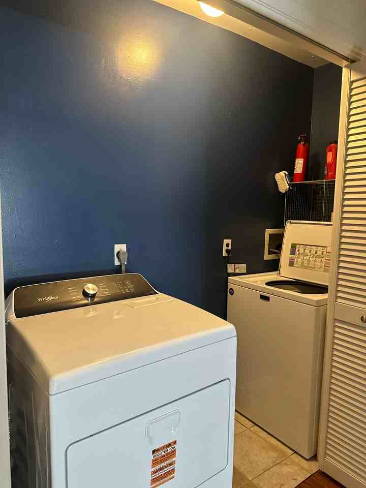 1219 Kater St #1 - Photo 5 of 12