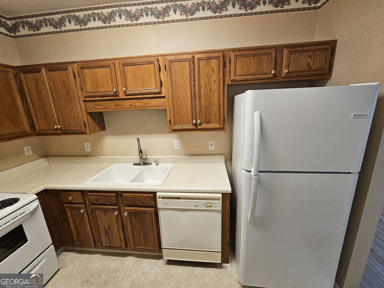 407 Peachtree Club Dr - Photo 7 of 21