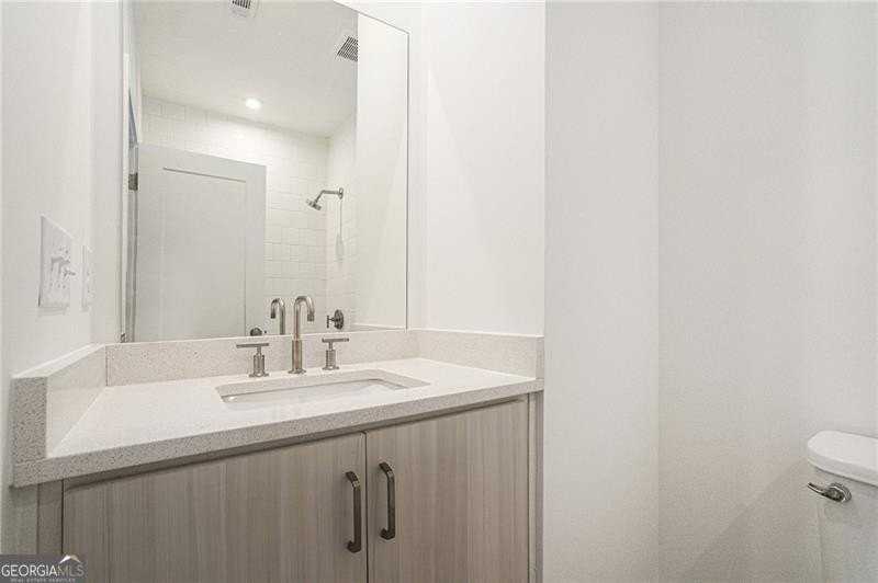 1823 Gotham Ln Ne - Photo 3 of 18
