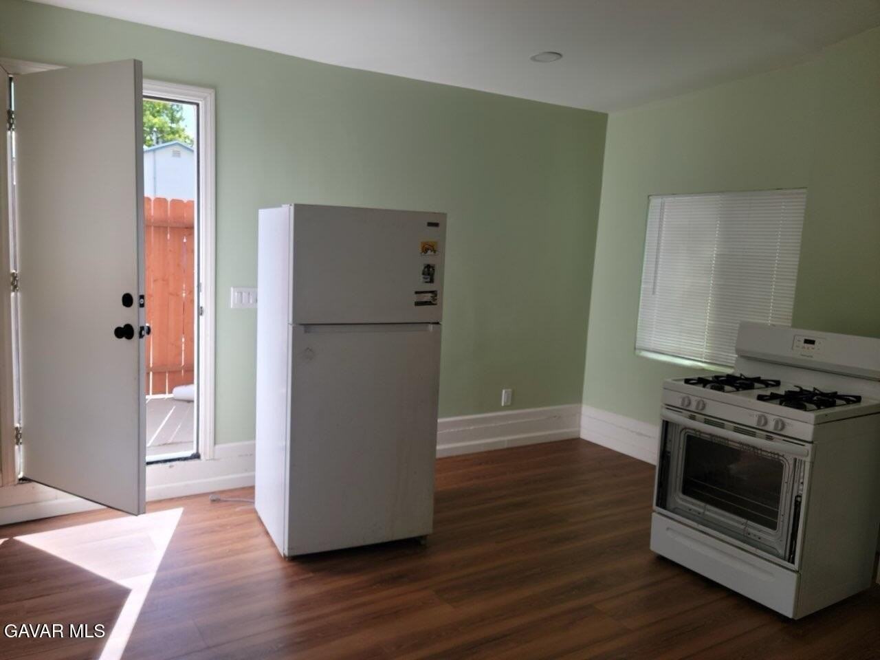 44514 Lowtree Ave #3 - Photo 4 of 4