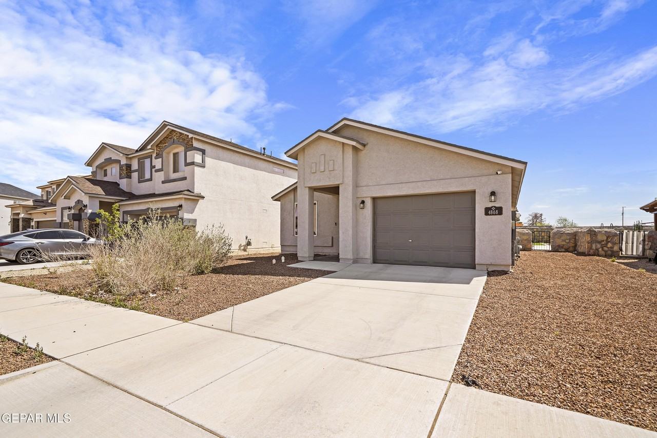 4868 Marisabel Azcarate St - Photo 3 of 30