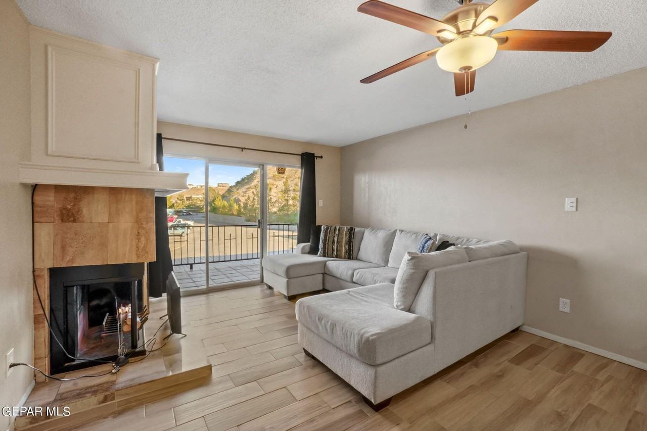 4800 N Stanton St #86 - Photo 7 of 38