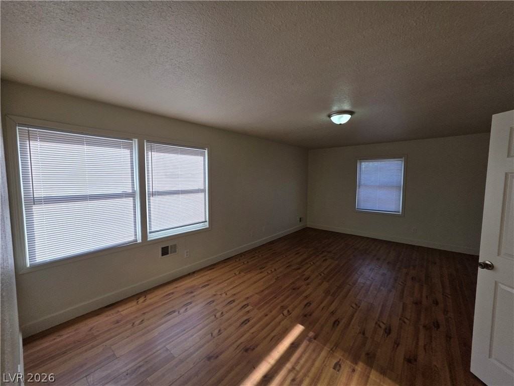 1590 Mustang Dr - Photo 7 of 50