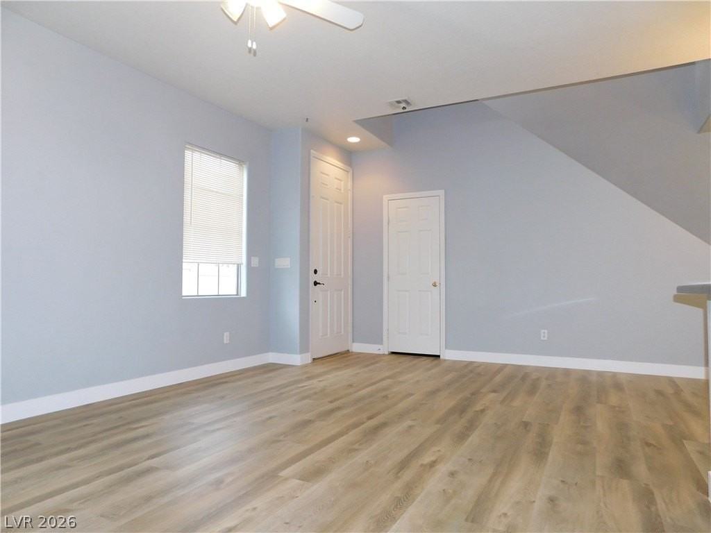 6417 Yucca Ridge Ct - Photo 4 of 27