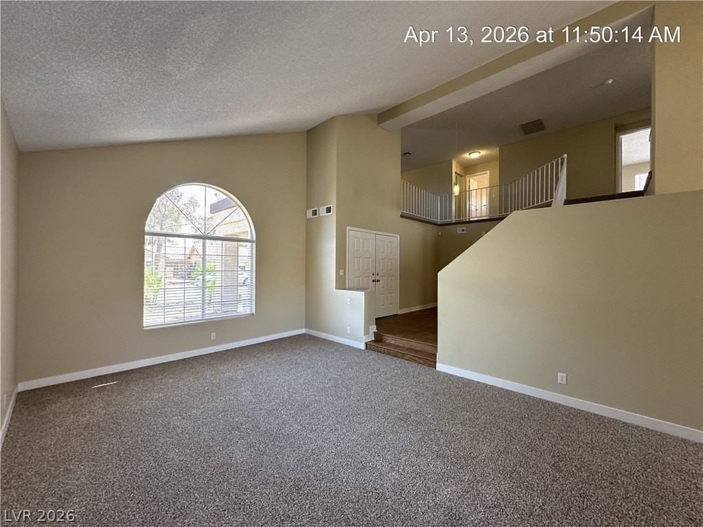 115 Hanover Dr - Photo 3 of 50