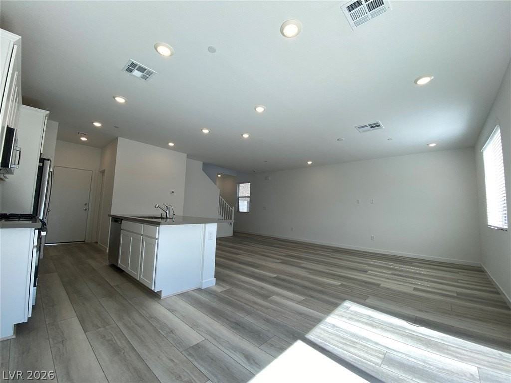 9583 Noah Pointe Ave - Photo 7 of 26