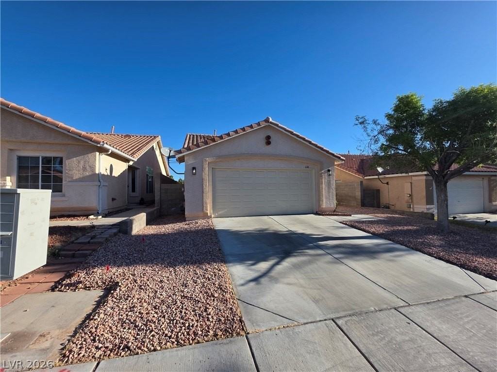 626 Palmwood Ln - Photo 2 of 50