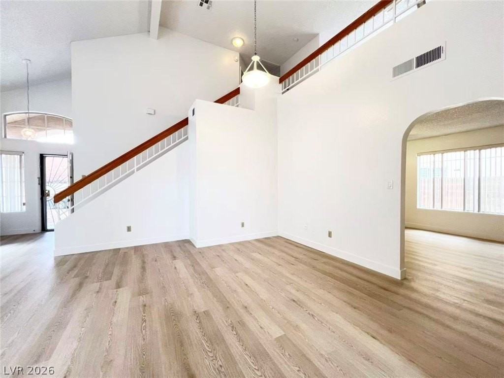 10001 Dove Ridge Dr - Photo 4 of 25