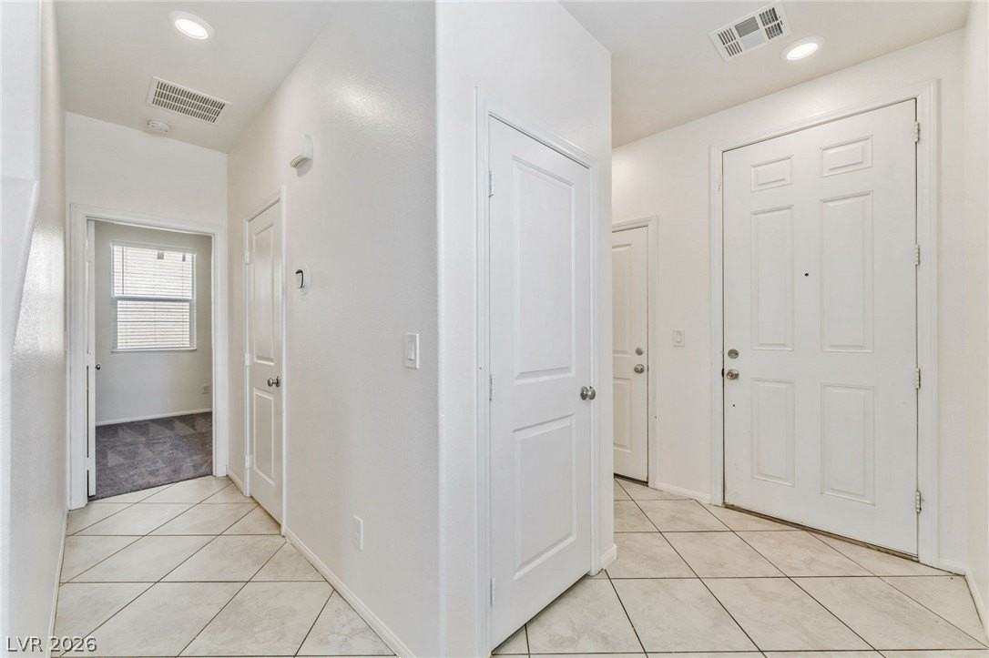 5371 Boschetto St - Photo 4 of 43