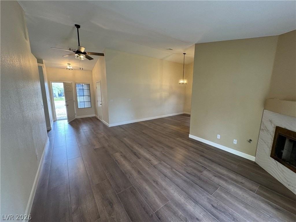 807 Chimney Rock Dr - Photo 2 of 38