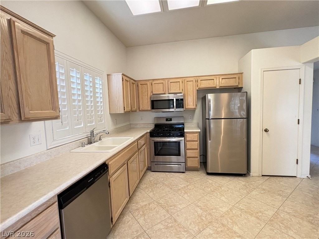 482 Dalgreen Pl - Photo 6 of 16