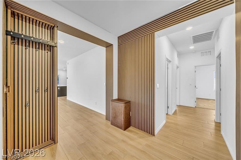 2706 Song Point Ave - Photo 4 of 23