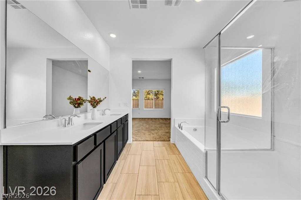 2706 Song Point Ave - Photo 6 of 23