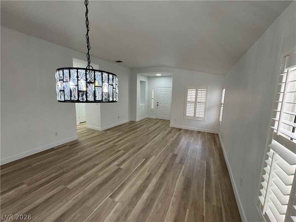 2107 High Mesa Dr - Photo 4 of 43