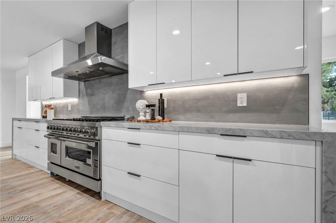 3630 Tobias Ln - Photo 3 of 35