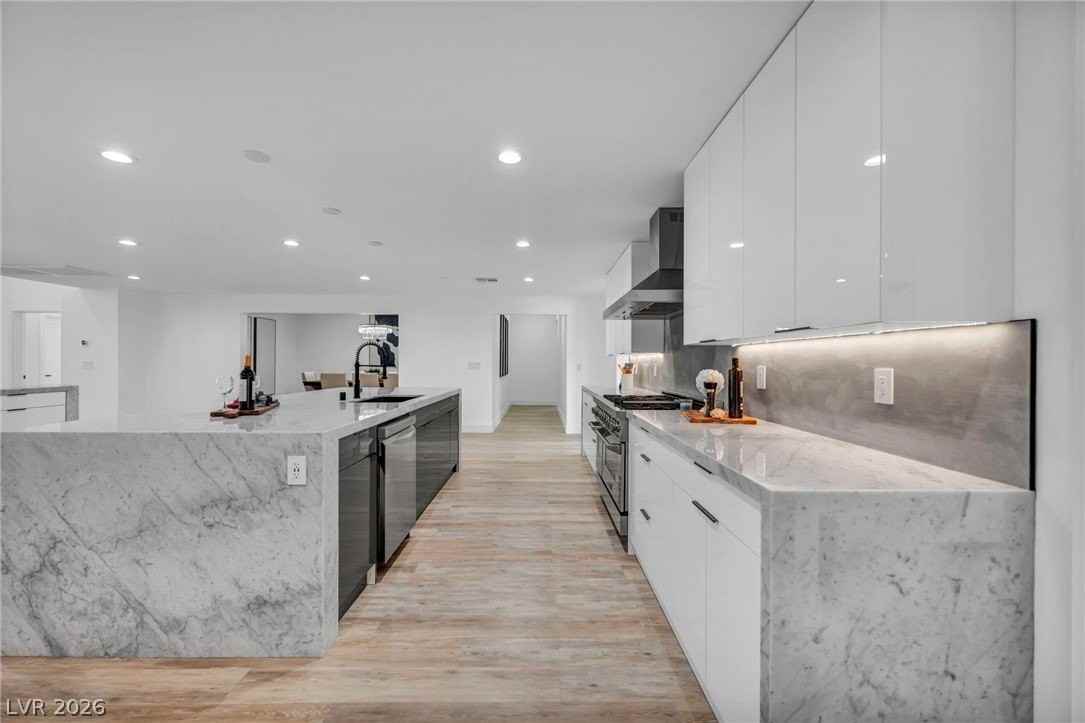 3630 Tobias Ln - Photo 4 of 35