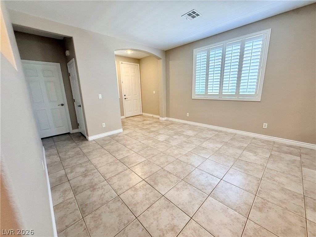 9855 Shadow Grove Ave - Photo 2 of 19