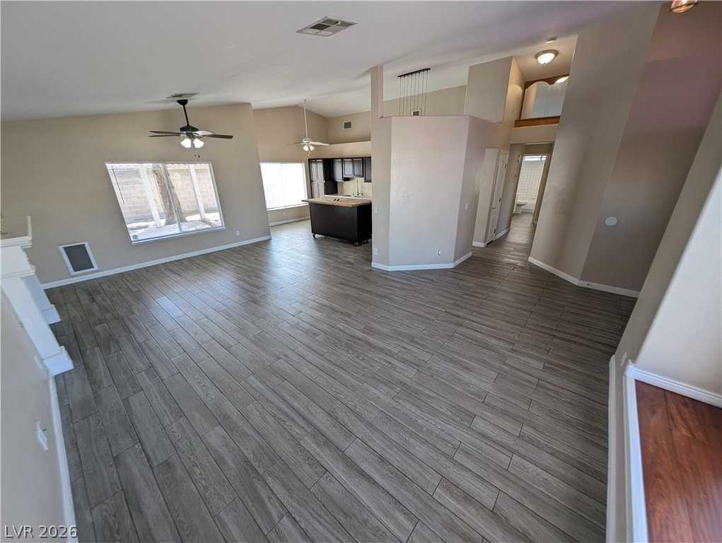 4932 Dunvegan Ct - Photo 4 of 25