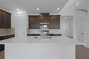 featured image of 4317 Lago Drive #4317