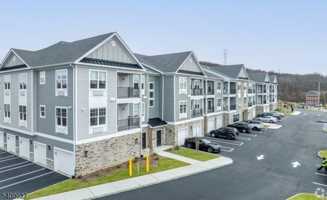 featured image of Hellers Ln #214