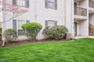 featured image of 15 Fisher Dr