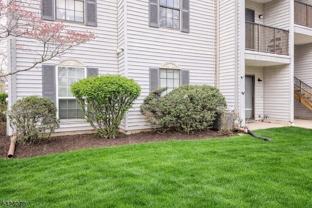 15 Fisher Dr - Photo 1 of 1