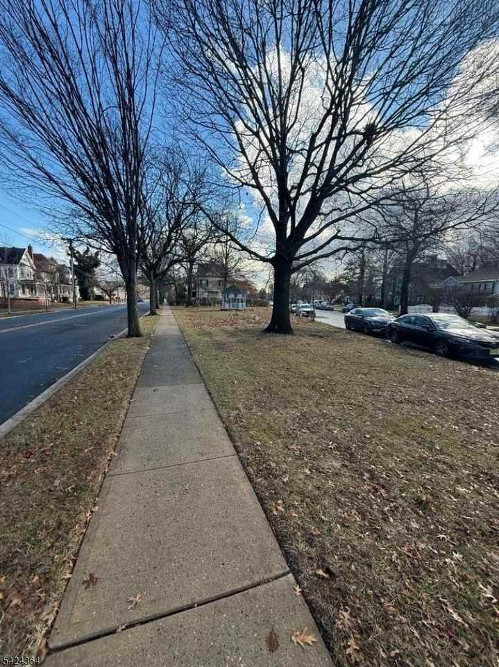 355 W Milton Ave - Photo 2 of 29