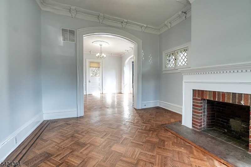 355 W Milton Ave - Photo 7 of 29