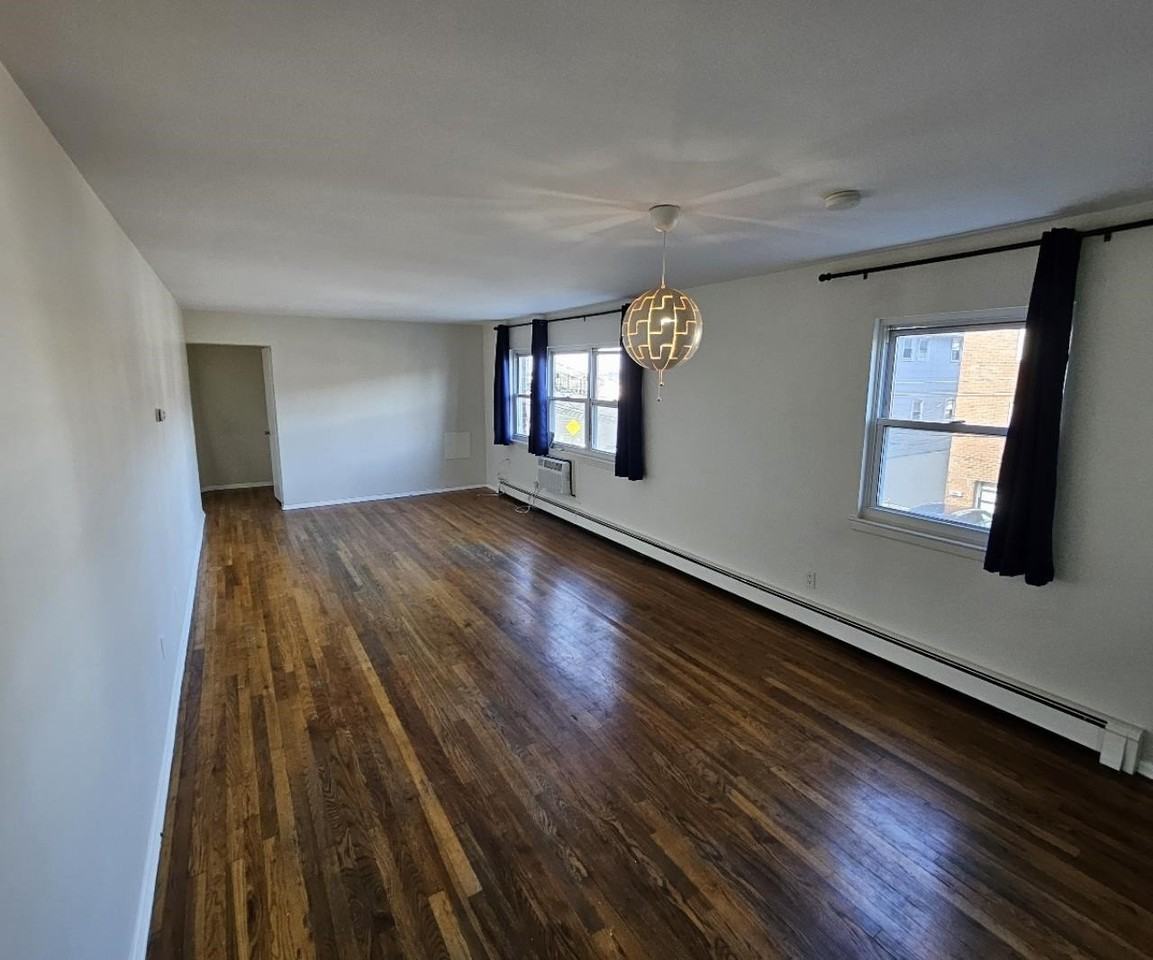 7000 Columbia Ave #3 - Photo 4 of 11