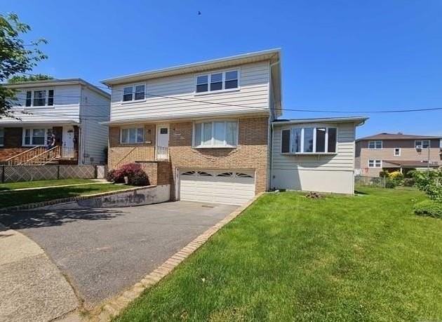 22 Kennedy Ct #2 - Photo 2 of 16