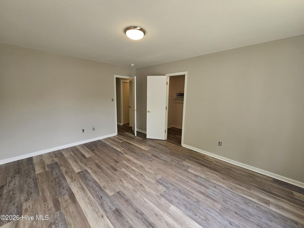 106 Brenda Dr - Photo 6 of 12