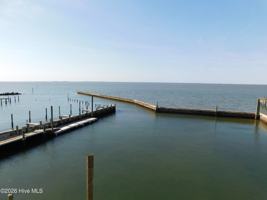 featured image of 142 S Ferry Dock Rd #B
