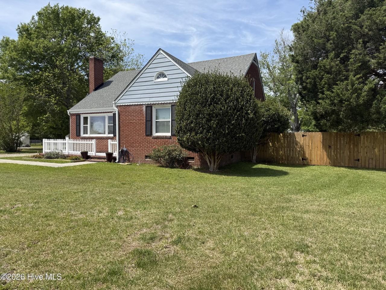 109 Forest Hill Dr - Photo 3 of 29