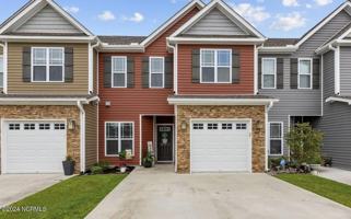 featured image of 1804 Fox Den Way #5