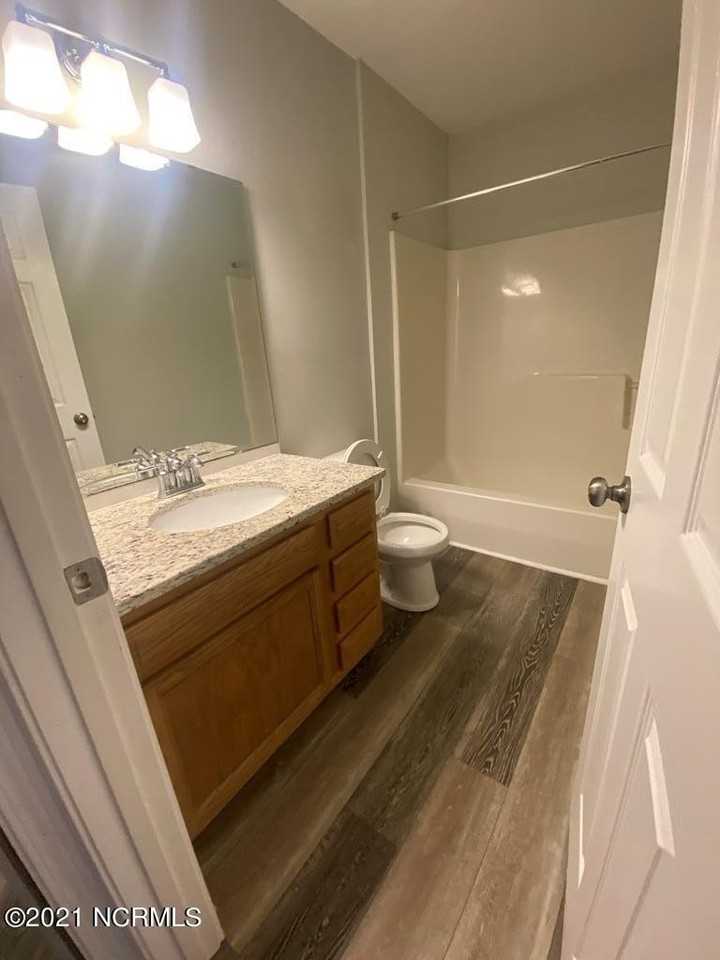 265 N Front St #203 - Photo 5 of 13