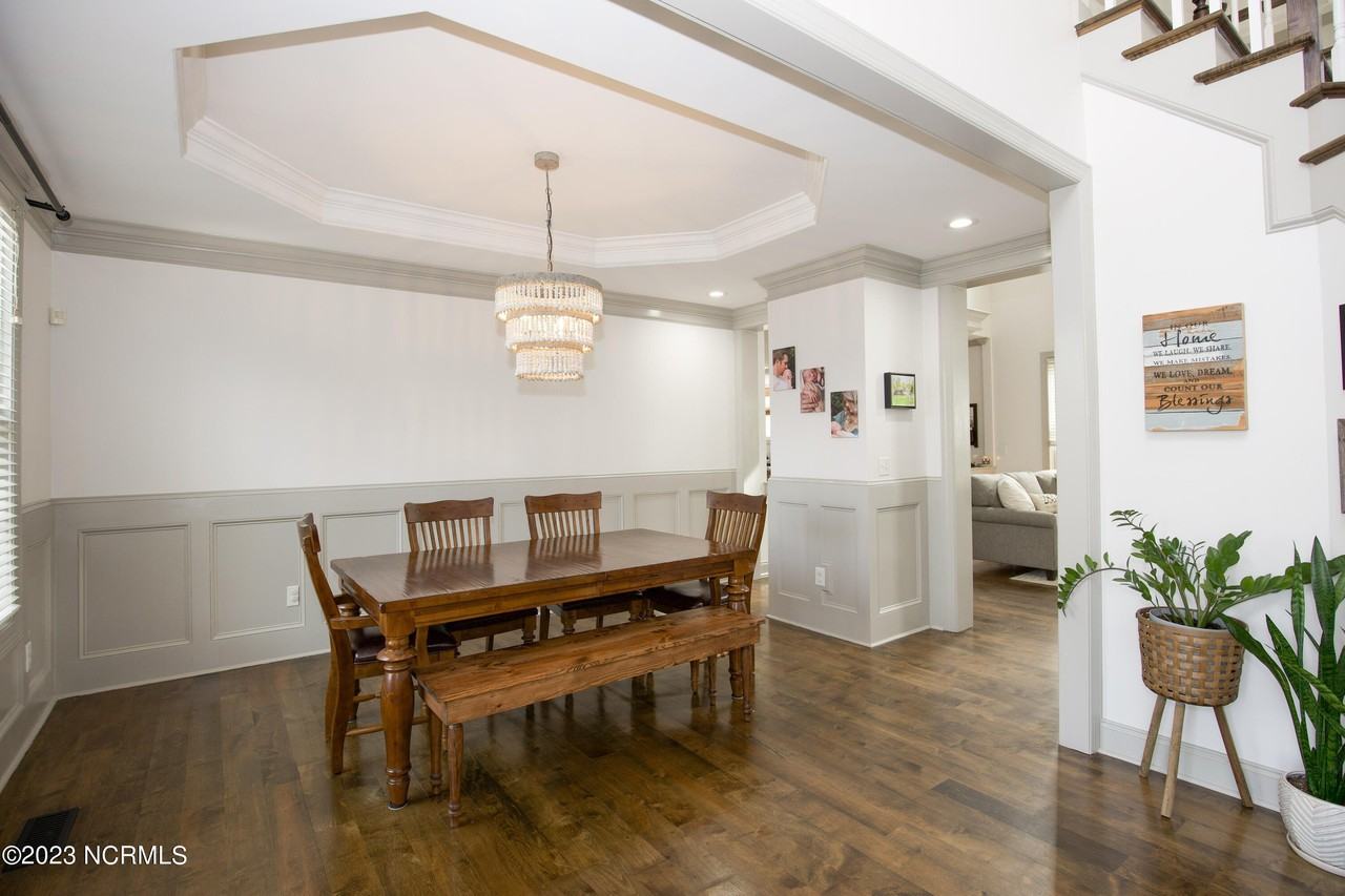 26 Princess Gate Dr - Photo 5 of 50