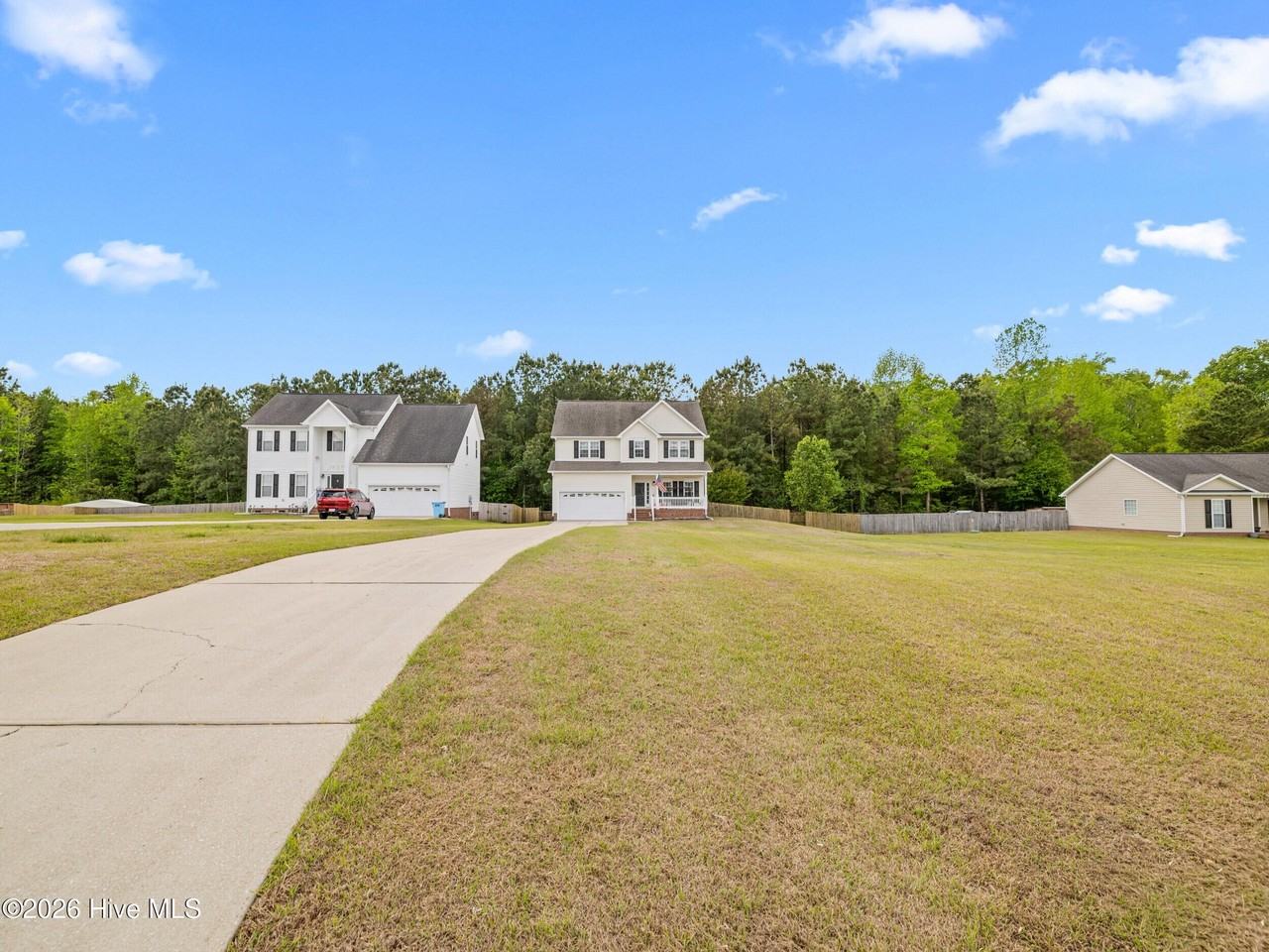 210 Dartmoor Trl - Photo 3 of 50