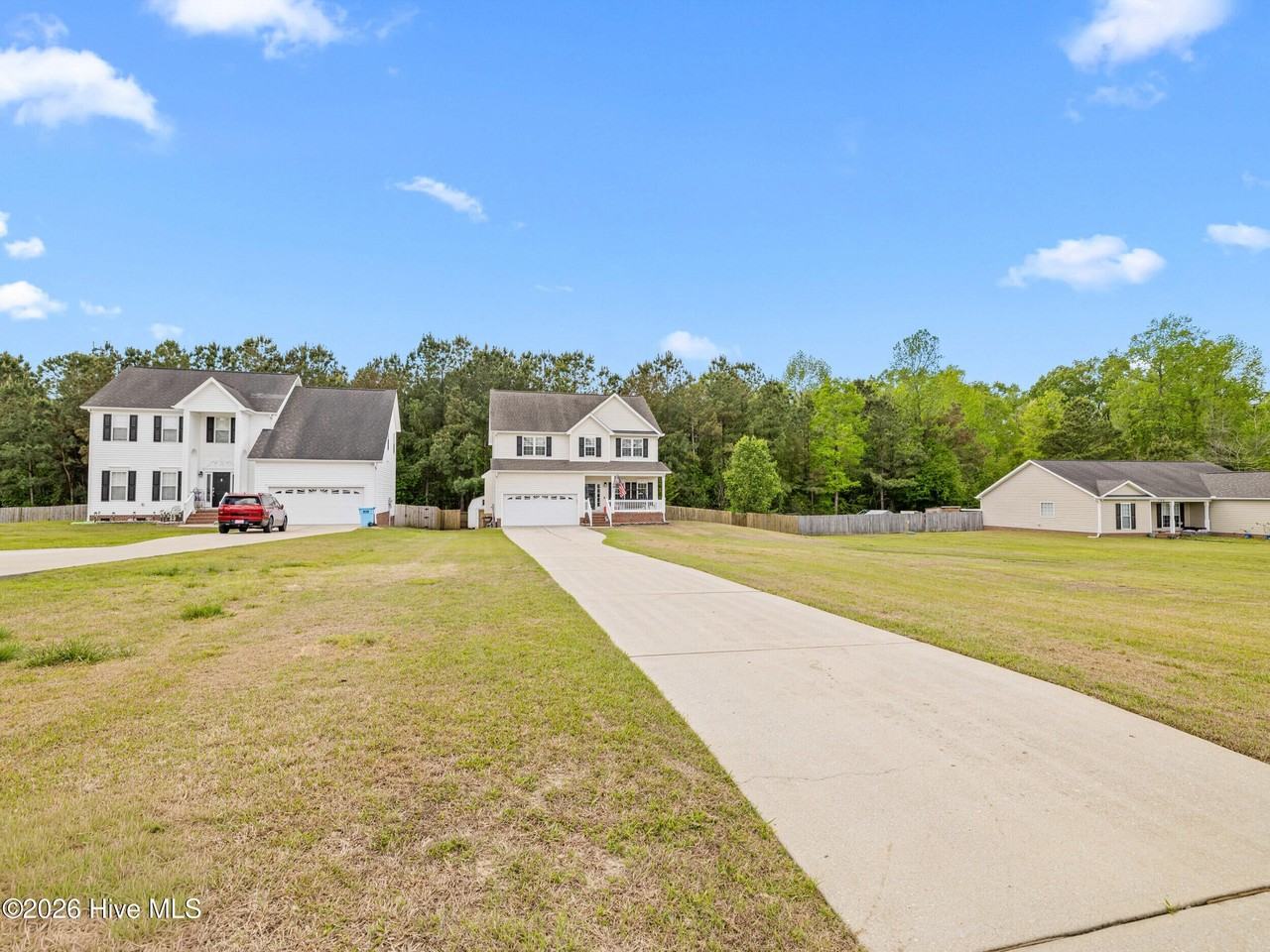 210 Dartmoor Trl - Photo 4 of 50