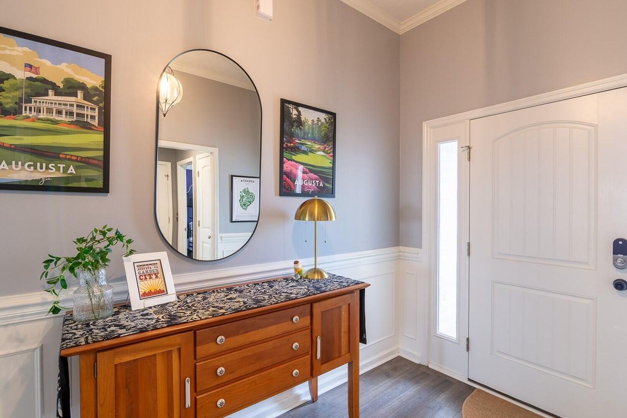 4830 Fairmont Dr - Photo 3 of 28